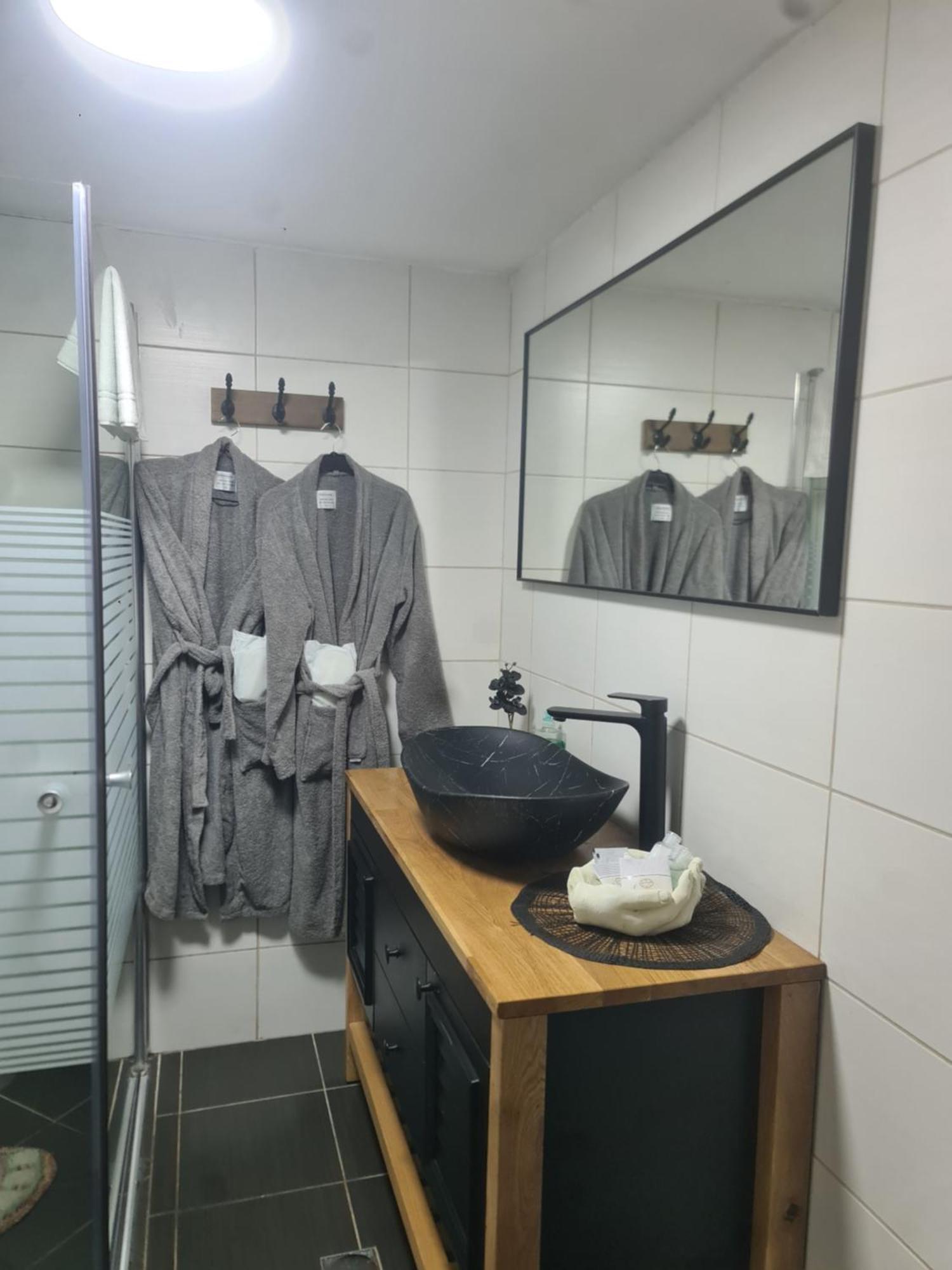 Апартаменты Ronit'S Place Кирьят-Шмона Экстерьер фото